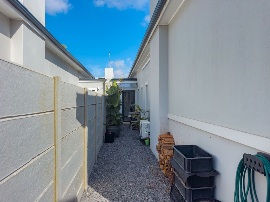 3 Bedroom Property for Sale in Buh Rein Estate Western Cape